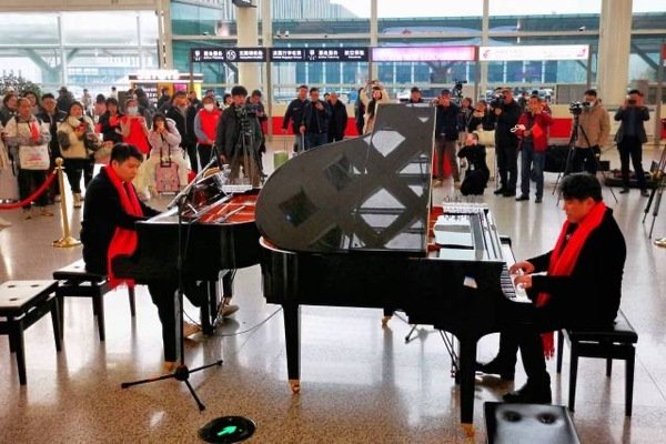 由三位中国音乐金钟奖获得者领衔的大赢