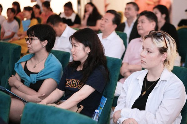更是以大赢家app新人权益之名向党和