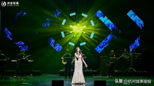 为庆祝新中国成立75周年
