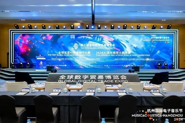 专访多位国际音乐界权威 对照阅读