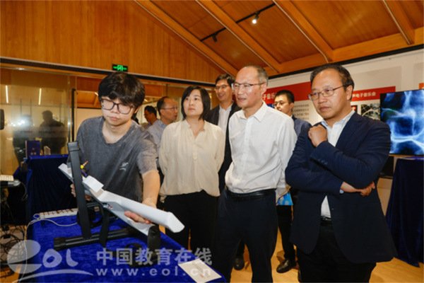 让广大群众得到文化熏陶 大赢家app