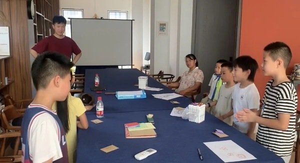 精神富有是社会主义现代化的根本要求
