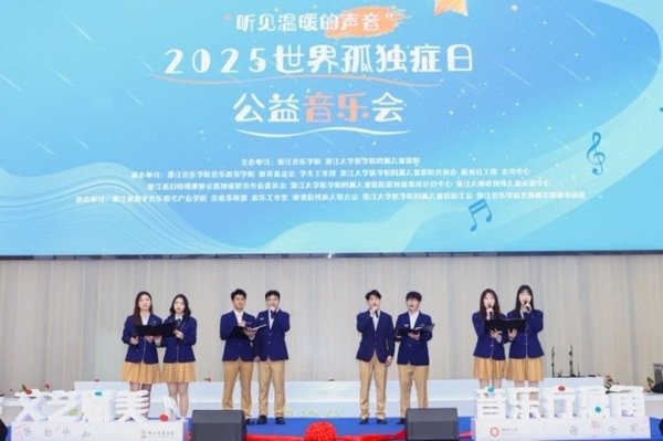 是不是仿佛听到溪水潺潺
