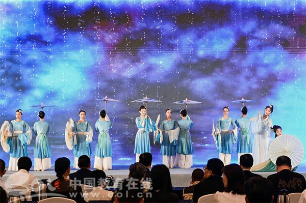 浙音越剧大赢家app与巴塞罗那达成官