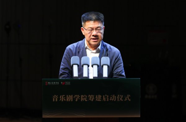 对照阅读现场