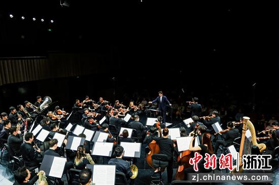 聆听“苏格兰的传说” 浙音室内管弦乐